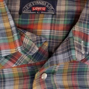Vintage Levi's Plaid Button-Up